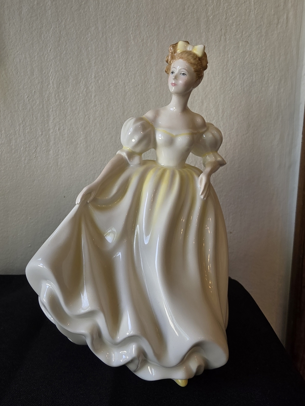 Royal Doulton 1993 Natalie Figurine HN 3498